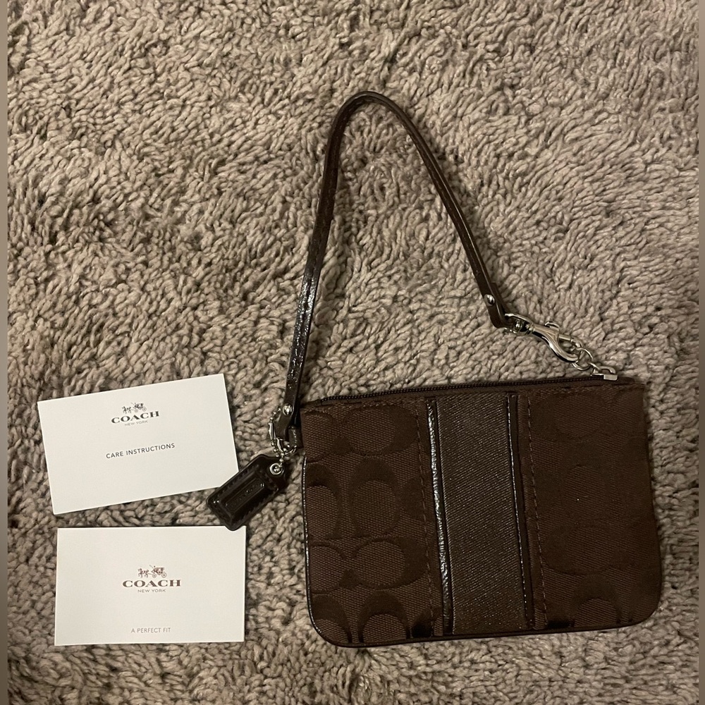 Coach wristlet- brown signature print